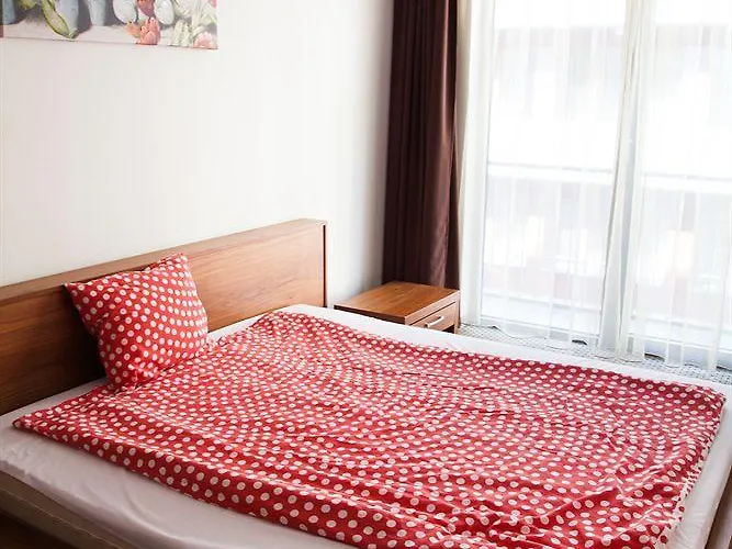 Gardens & Wellness شقة فندقية 4*