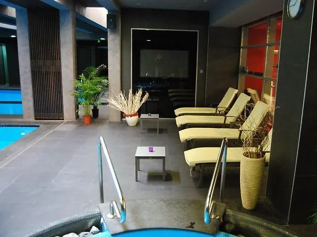Gardens & Wellness شقة فندقية