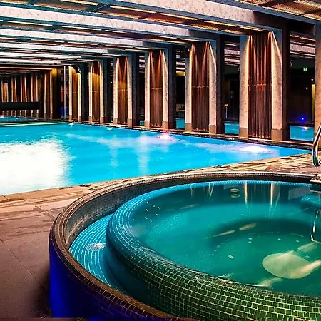 Gardens & Wellness 4* Budapest