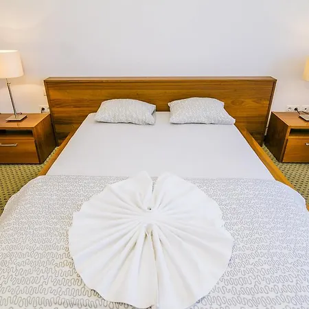 Gardens & Wellness Apartmanhotel