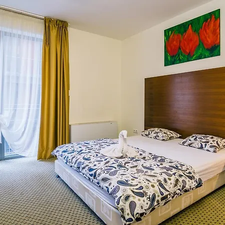 Gardens & Wellness Apartmanhotel Budapest