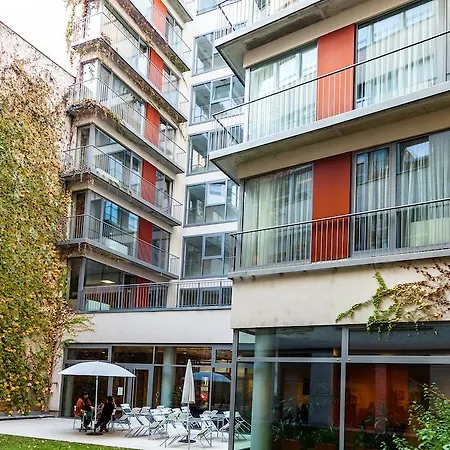 Gardens & Wellness Apartmanhotel Budapest