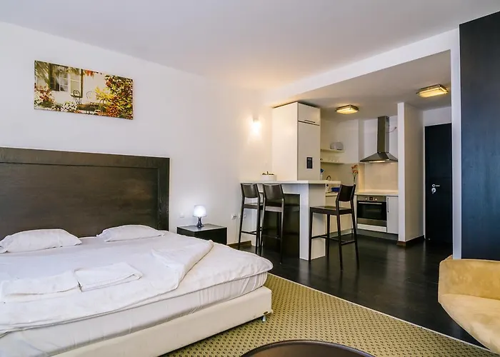 Gardens & Wellness 4* Budapest