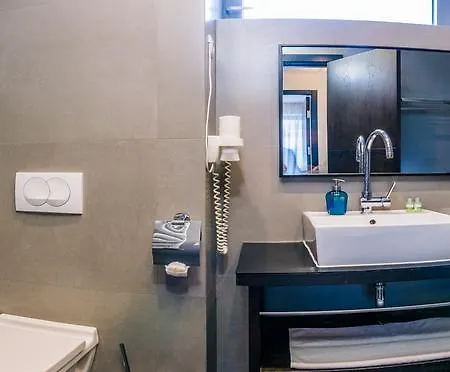 Gardens & Wellness Aparthotel 4*