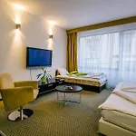 Gardens & Wellness Ξενοδοχείο με διαμερίσματα Βουδαπέστη