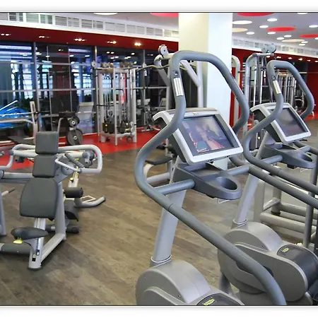 Gardens & Wellness Apart Otel 4*